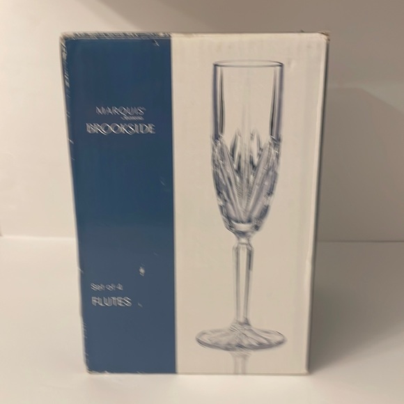 Marquis By Waterford Brookside Set of 4 Lead Crystal Flutes New In Box - Picture 4 of 5